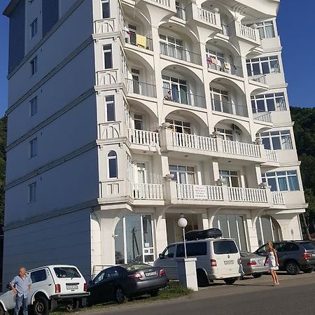 Kvariati Apartment Екстериор снимка